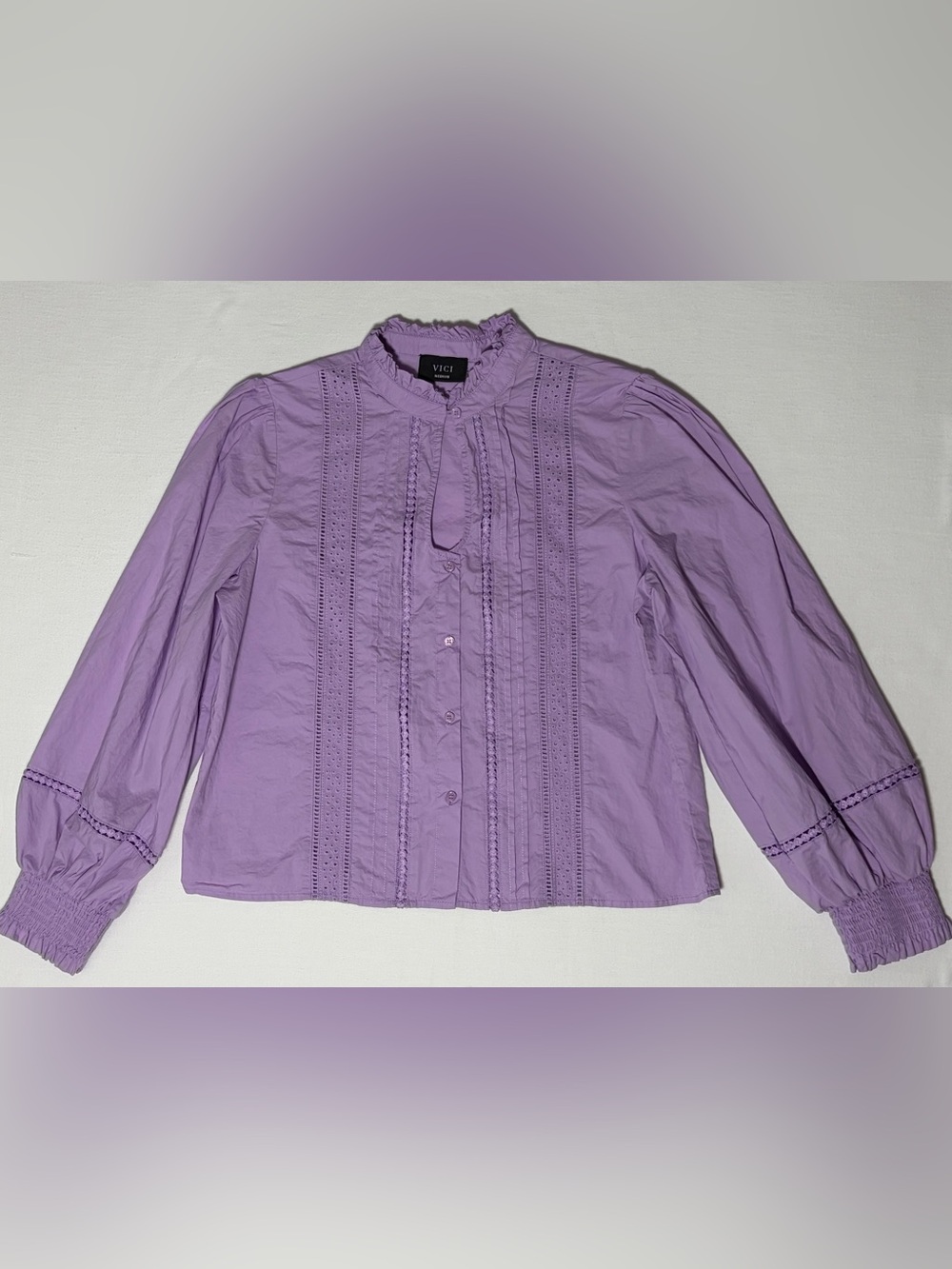 Vici Lahela Pleated Cotton Eyelet Button Down Top Women's Medium Purple NWOT